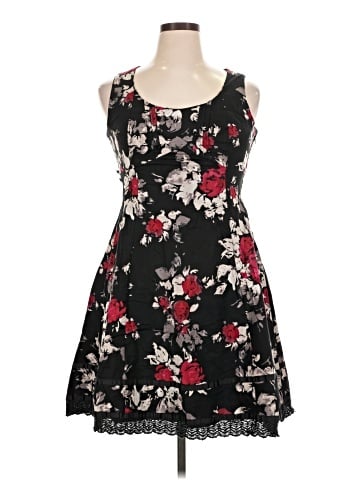 Hot Topic Casual Dress (view 1)