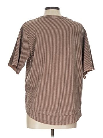 BKE Short Sleeve T-Shirt (view 2)