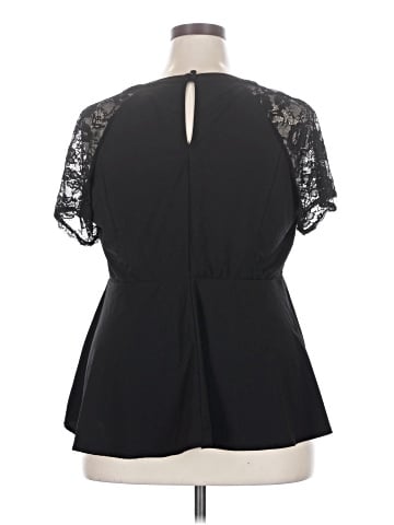 Torrid Short Sleeve Top (view 2)