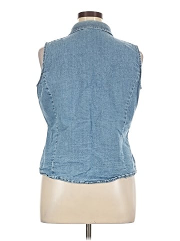 St. John's Bay Sleeveless Button-Down Shirt (view 2)