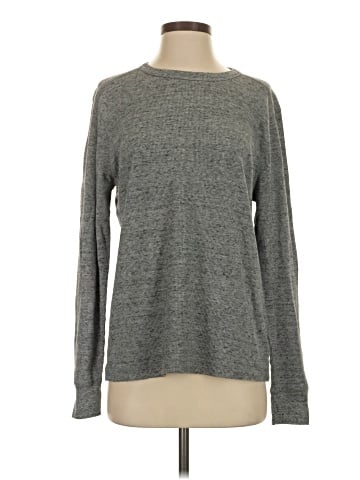 Old Navy Long Sleeve T-Shirt (view 1)