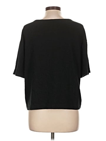Gap Short Sleeve T-Shirt (view 2)
