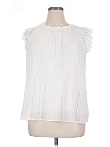 Liv Sleeveless Blouse (view 1)
