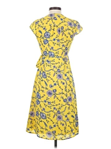 Banana Republic Factory Store Casual Dress (view 2)