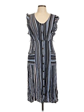 Xhilaration Casual Dress (view 1)