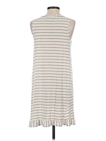 Everleigh Casual Dress (view 2)