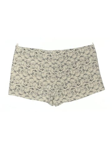 Elizabeth and James Shorts (view 2)