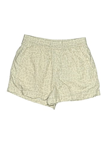 Gap Shorts (view 1)
