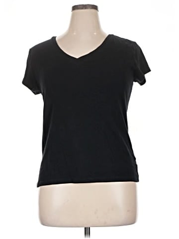 Liz Claiborne Short Sleeve T-Shirt (view 1)