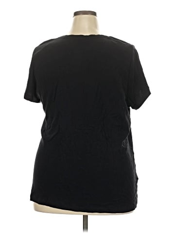 St. John's Bay Short Sleeve T-Shirt (view 2)