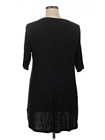 Torrid 3/4 Sleeve T-Shirt (view 2)