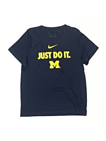 Nike Short Sleeve T-Shirt (view 1)