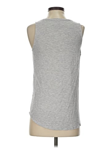 Unbranded Sleeveless T-Shirt (view 2)