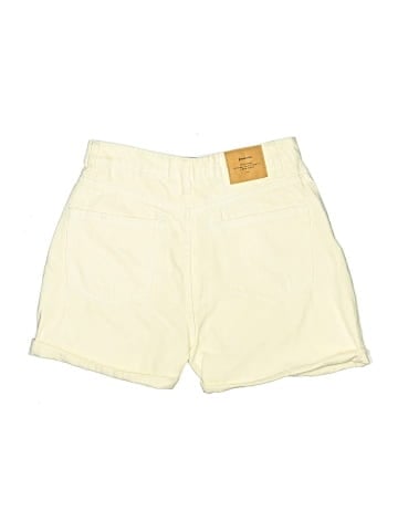 Stradivarius Shorts (view 2)