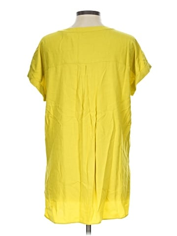 Rose + Olive Short Sleeve Blouse (view 2)