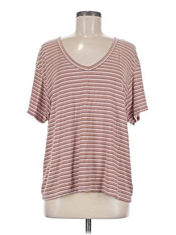 American Eagle Outfitters Short Sleeve T-Shirt (view 1)