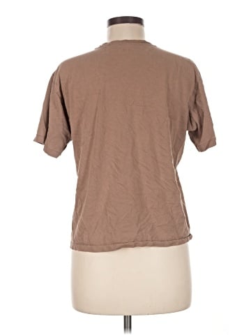 Uniqlo Short Sleeve T-Shirt (view 2)