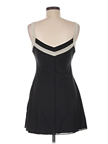 Nike Active Dress (view 2)
