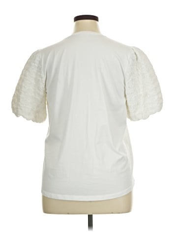 Chico's Short Sleeve T-Shirt (view 2)