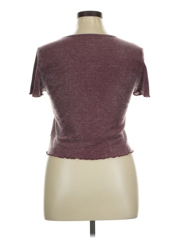 American Eagle Outfitters Short Sleeve T-Shirt (view 2)