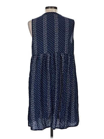 Old Navy Casual Dress (view 2)