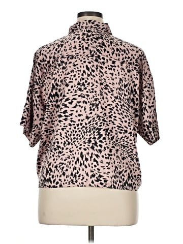 Joyspun Short Sleeve Blouse (view 2)
