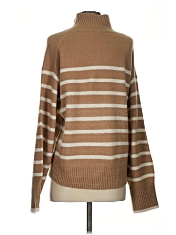 Uniqlo Turtleneck Sweater (view 2)