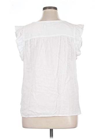 Old Navy Sleeveless T-Shirt (view 2)