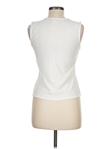 Yogalicious Sleeveless T-Shirt (view 2)
