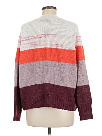 Old Navy Pullover Sweater (view 2)