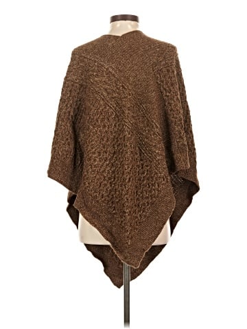 Sahalie Poncho (view 2)