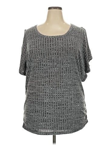 Bobbie Brooks Pullover Sweater (view 1)