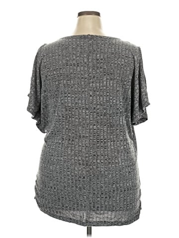Bobbie Brooks Pullover Sweater (view 2)