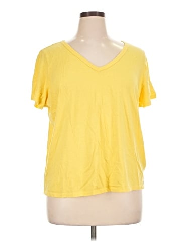 Old Navy Short Sleeve T-Shirt (view 1)