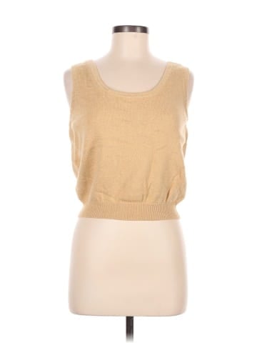 St. John Sleeveless Top (view 1)
