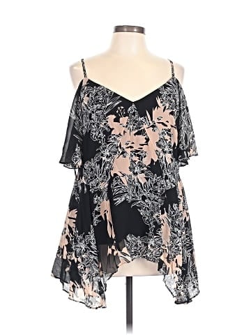 City Chic Sleeveless Blouse (view 1)