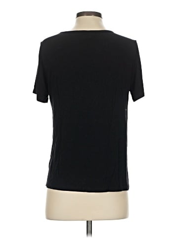 Old Navy Short Sleeve T-Shirt (view 2)