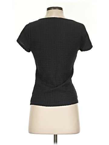 Old Navy Short Sleeve T-Shirt (view 2)