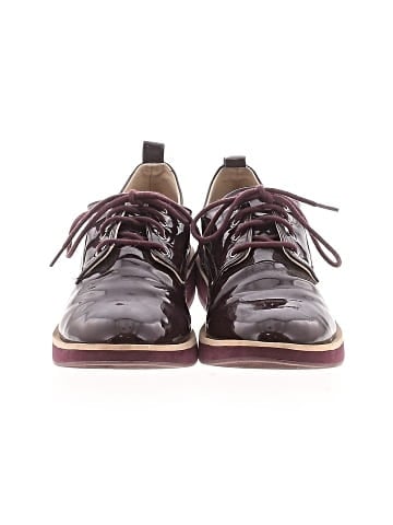 Nina Flats (view 2)