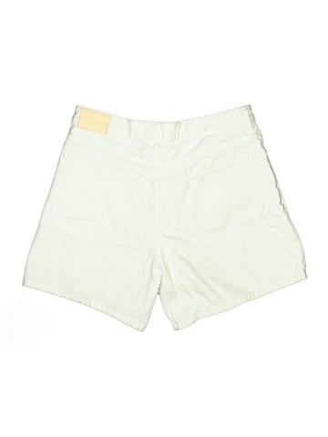 Everlane Khaki Shorts (view 2)