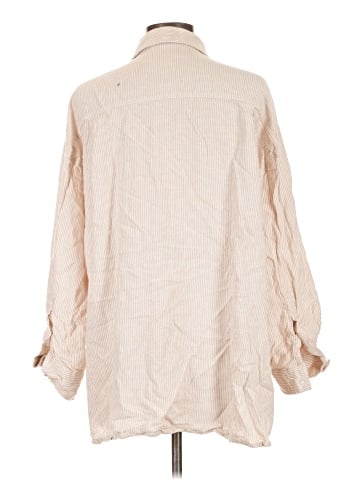 Just Fab Long Sleeve Button-Down Shirt (view 2)