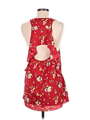 Studio Y Sleeveless Top (view 2)