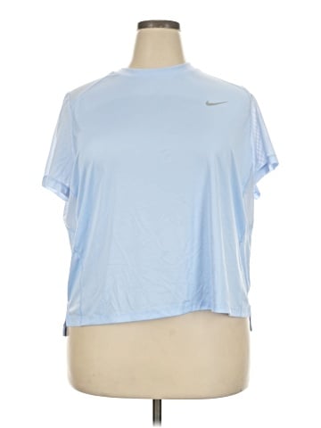 Nike Active T-Shirt (view 1)