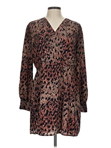 Akira Chicago Black Label Casual Dress (view 1)