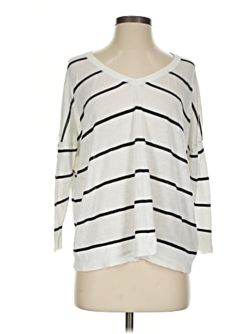 Forever 21 Pullover Sweater (view 1)
