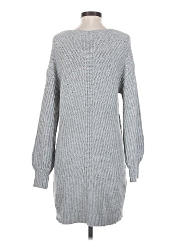 American Eagle Outfitters Pullover Sweater (view 2)