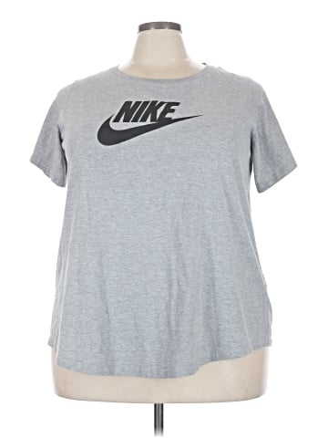 Nike Short Sleeve T-Shirt (view 1)