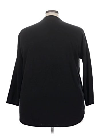 MADE IN ITALY Pullover Sweater (view 2)