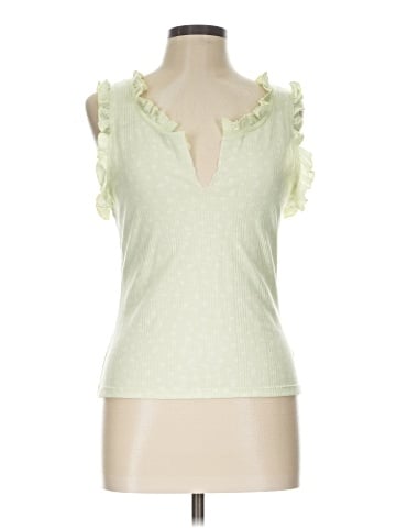 True Craft Sleeveless Blouse (view 1)