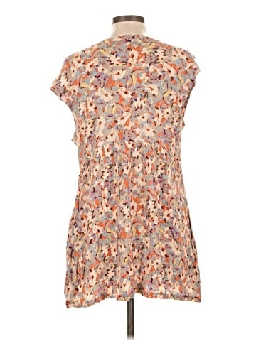 Vanessa Virginia Sleeveless Blouse (view 2)